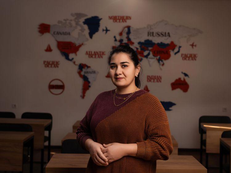 ABDURAZZAKOVA ZUBAYDA FURQATOVNA — O`zbek tili o`qituvchisi